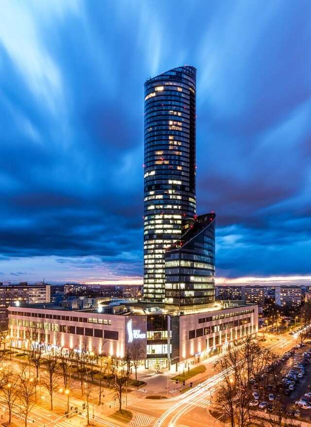 Апартаменты 30th+ Floor Apartments in Sky Tower Вроцлав-46
